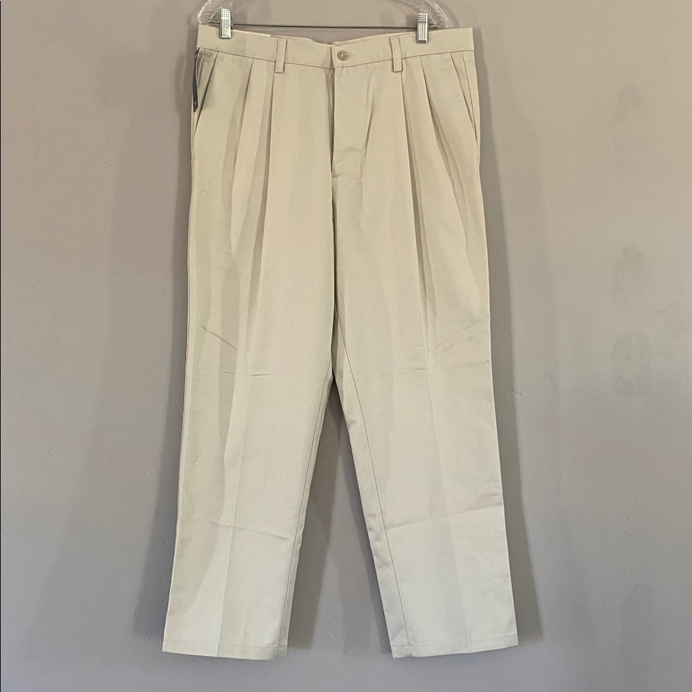Dockers Light Beige Pleated Pants